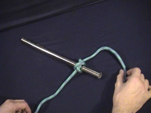 How to cast a Constrictor Hitch in a bight.